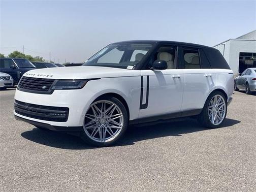 2025 Land Rover Range Rover P550e SE