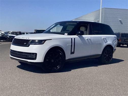 2025 Land Rover Range Rover P550e SE