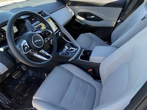 2024 Jaguar E-PACE P250 R-Dynamic SE