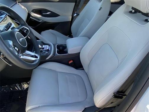 2024 Jaguar E-PACE P250 R-Dynamic SE