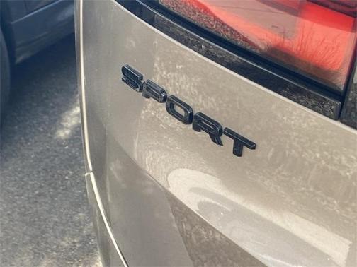 2023 Land Rover Range Rover Sport SE