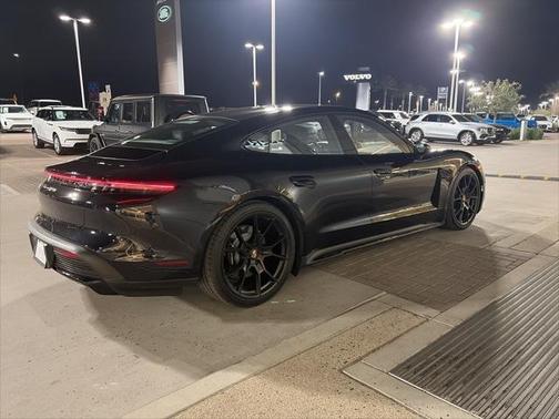 2024 Porsche Taycan GTS