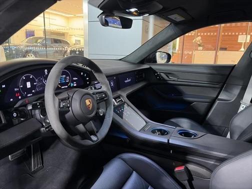 2024 Porsche Taycan GTS