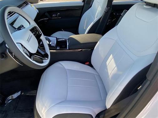 2025 Land Rover Range Rover Sport P460 Dynamic SE