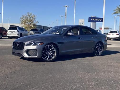 2021 Jaguar XF SE