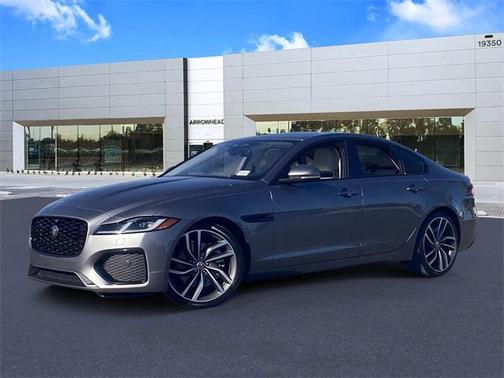 2021 Jaguar XF SE