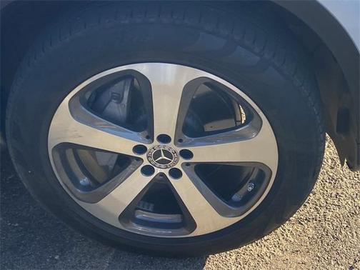 2019 Mercedes-Benz GLC 300 Base 4MATIC