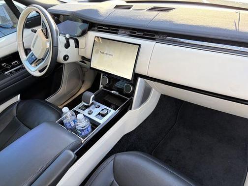 2023 Land Rover Range Rover P400 SE