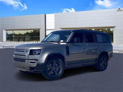 2025 Land Rover Defender P400 X-Dynamic SE