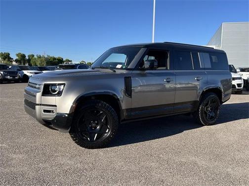 2025 Land Rover Defender P400 X-Dynamic SE