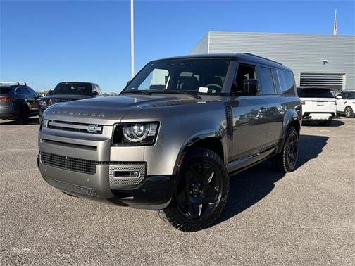 2025 Land Rover Defender P400 X-Dynamic SE