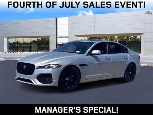 2022 Jaguar XF SE