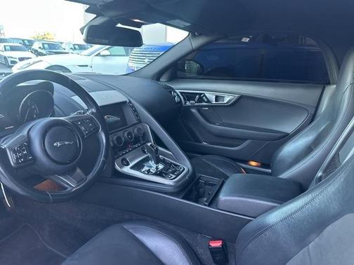 2017 Jaguar F-TYPE Base