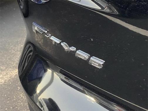 2017 Jaguar F-TYPE Base