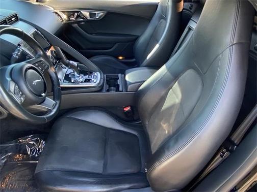 2017 Jaguar F-TYPE Base