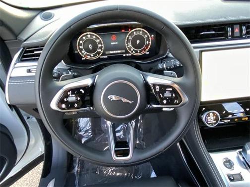 2025 Jaguar F-PACE P250 R-Dynamic S