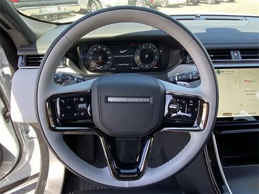 2026 Land Rover Range Rover Velar P250 Dynamic SE