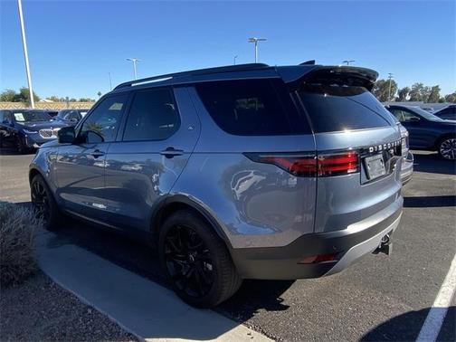 2021 Land Rover Discovery S