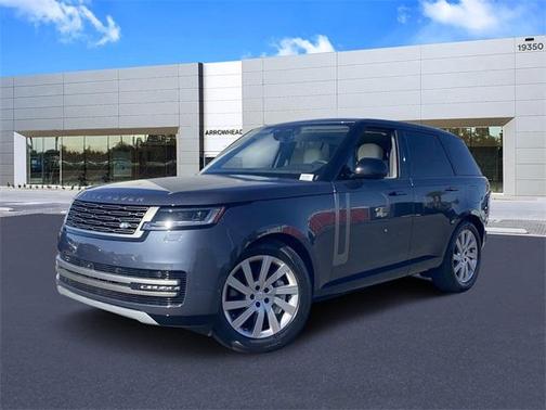 2025 Land Rover Range Rover P550e SE