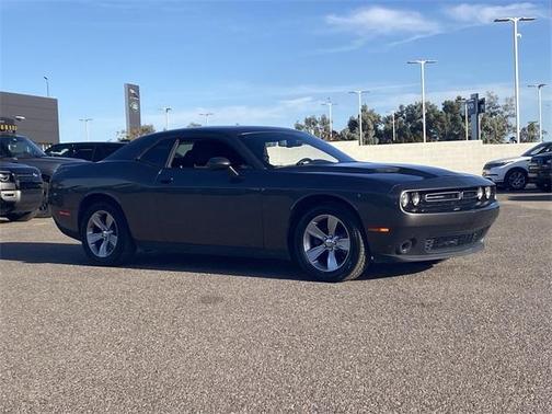 2018 Dodge Challenger SXT