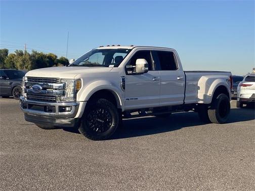 2017 Ford F-450 Lariat