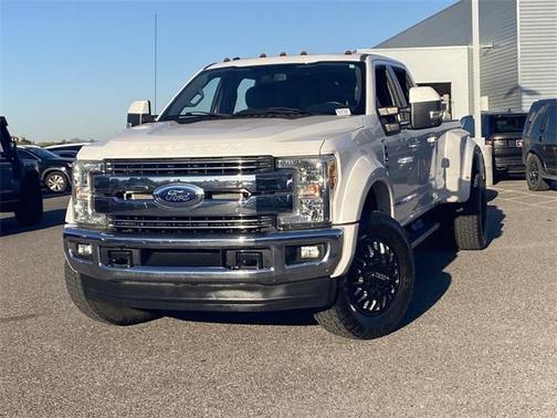 2017 Ford F-450 Lariat