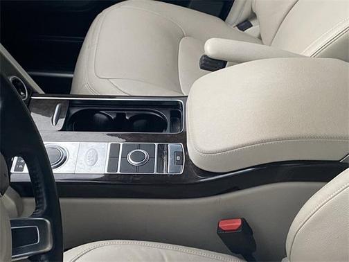 2021 Land Rover Range Rover Base