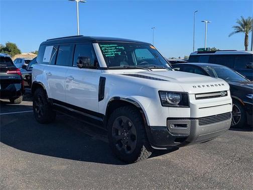 2024 Land Rover Defender P400 X-Dynamic SE