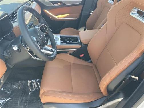 2025 Jaguar F-PACE P250 R-Dynamic S