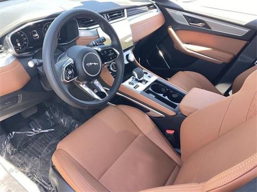 2025 Jaguar F-PACE P250 R-Dynamic S