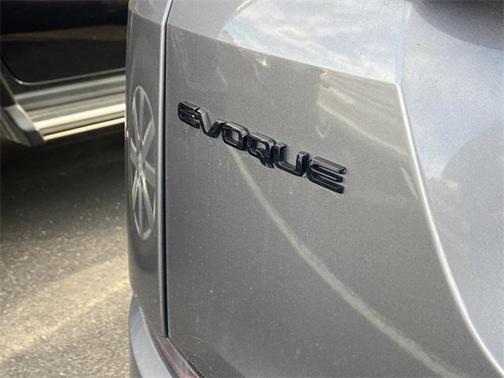 2021 Land Rover Range Rover Evoque SE