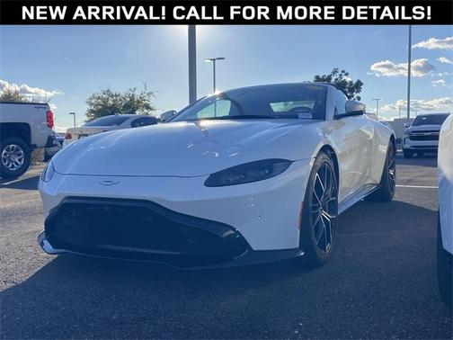 2022 Aston Martin Vantage Base