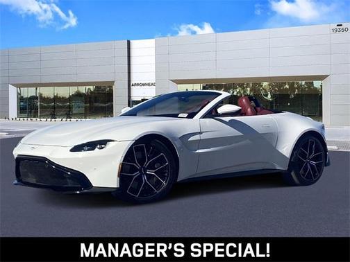 2022 Aston Martin Vantage Base