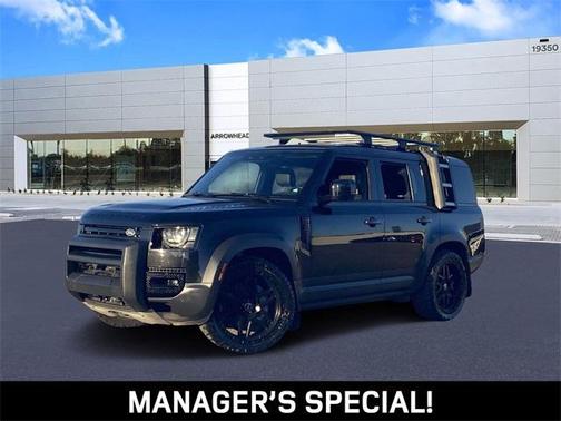 2023 Land Rover Defender SE