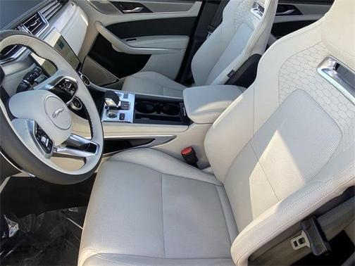 2025 Jaguar F-PACE P250 R-Dynamic S