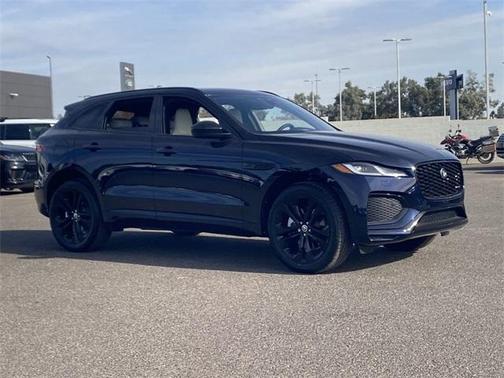2025 Jaguar F-PACE P250 R-Dynamic S