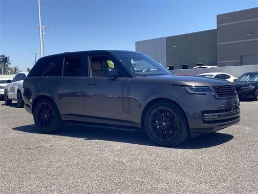 2024 Land Rover Range Rover P400 SE