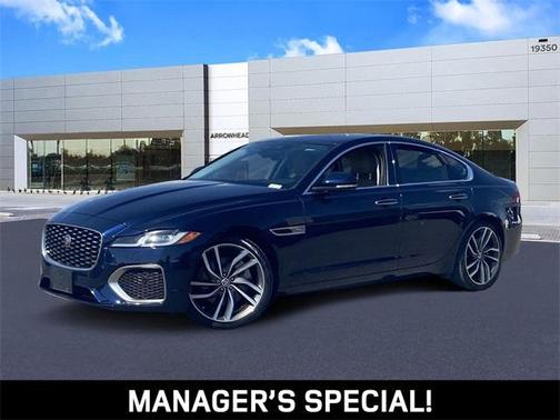 2022 Jaguar XF SE