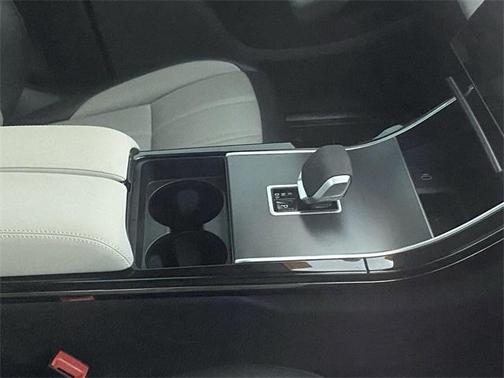 2025 Land Rover Range Rover Evoque Dynamic SE