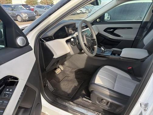 2025 Land Rover Range Rover Evoque Dynamic SE