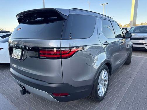 Eiger Grey 2025 Land Rover Discovery P300 S