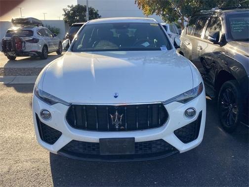 2023 Maserati Levante Modena