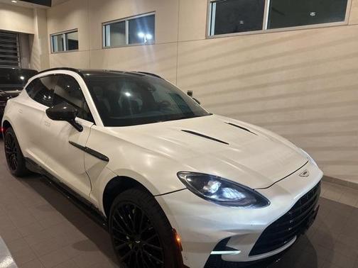 2023 Aston Martin DBX 707