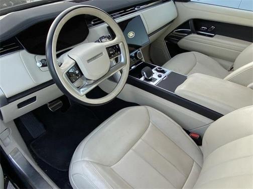 2023 Land Rover Range Rover P530 SE