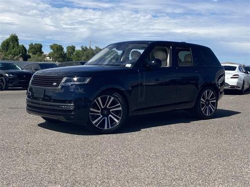 2023 Land Rover Range Rover P530 SE