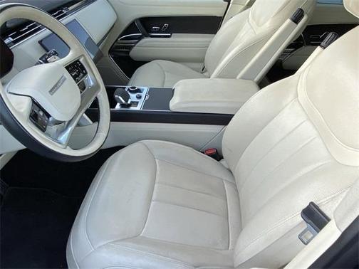 2023 Land Rover Range Rover P530 SE