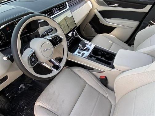 2025 Jaguar F-PACE P250 R-Dynamic S