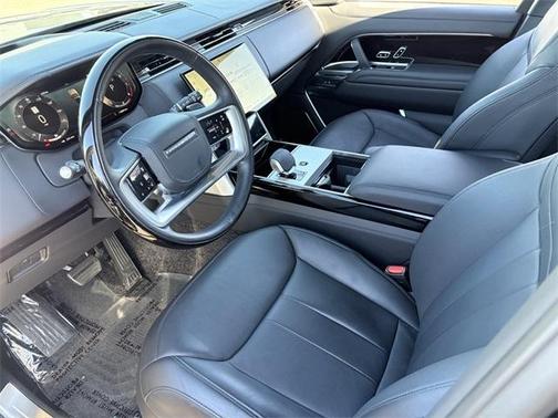 2025 Land Rover Range Rover P530 Autobiography