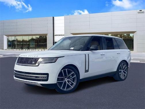2025 Land Rover Range Rover P550e SE