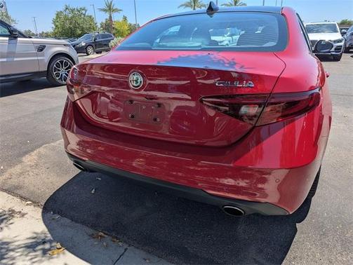 2020 Alfa Romeo Giulia Base